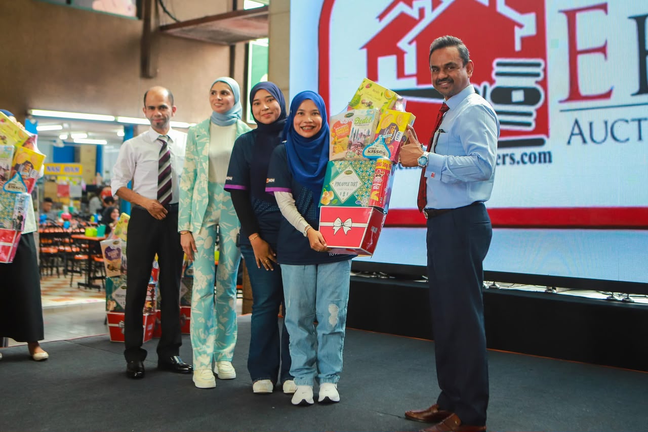 Fifi bersama team ACTFAST